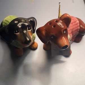 Magnetic Dachshund Sweaters S & P Shakers